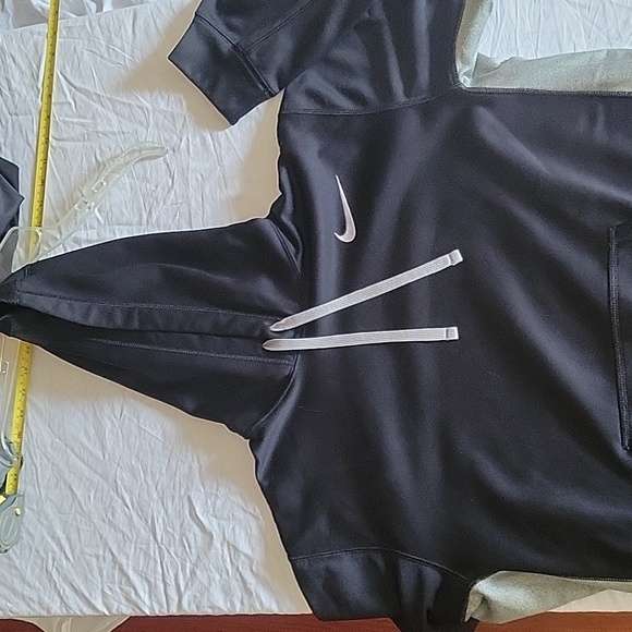 Nike Men's Therma-Fit Hoodie large - Picture 6 of 6